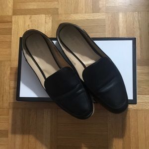Black women’s loafers